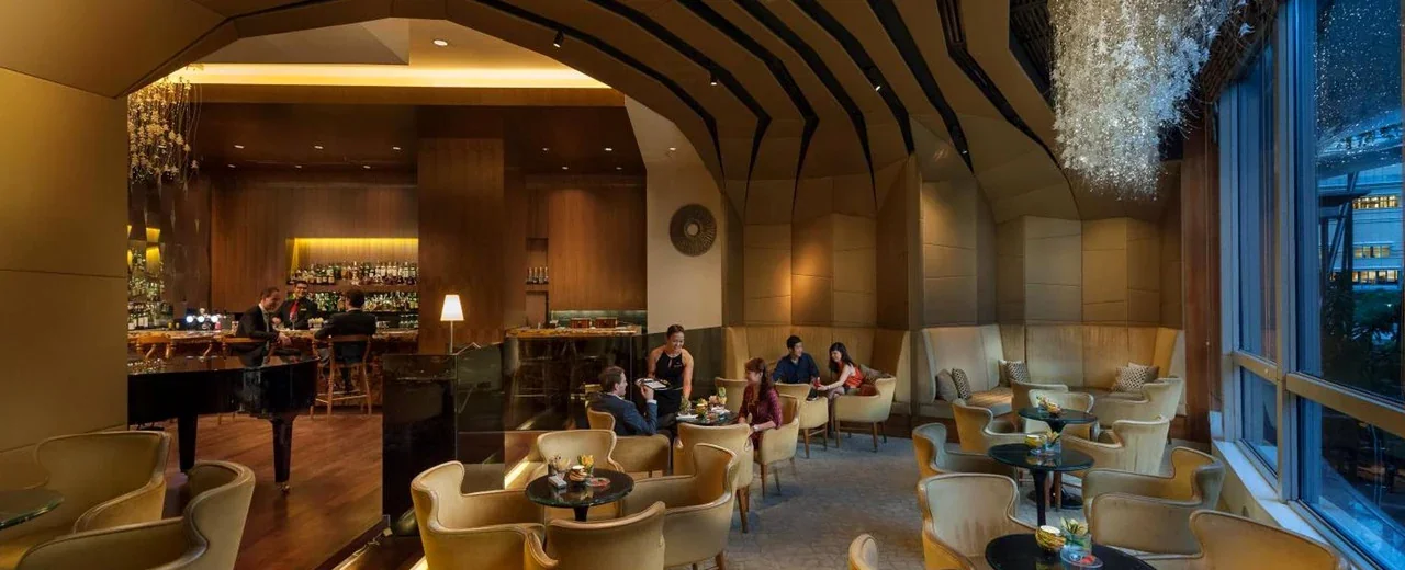 MO Bar lounge at Mandarin Oriental Kuala Lumpur