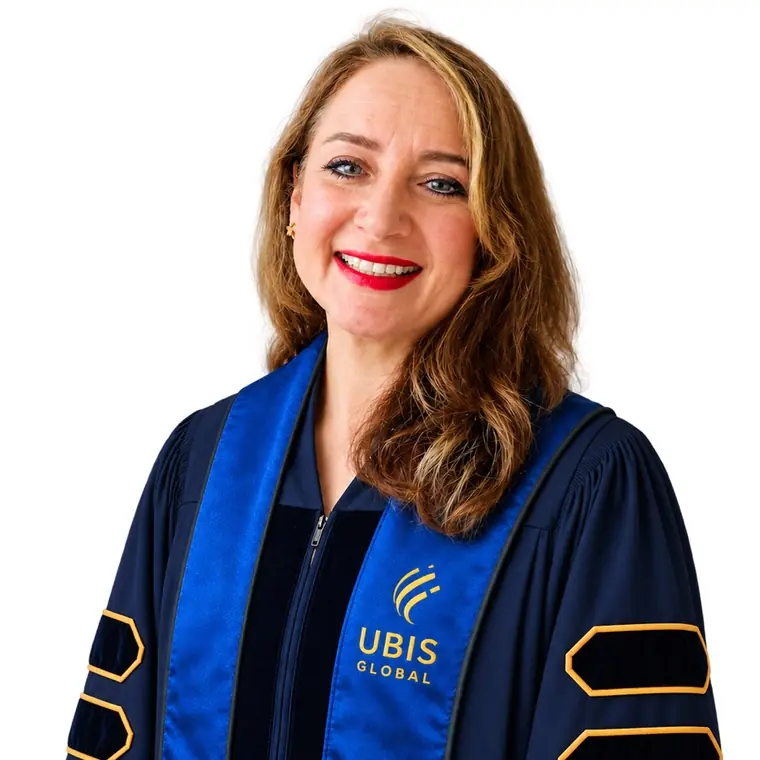 Hannah Louise Movassagh Nekounam, UBIS doctoral graduate
